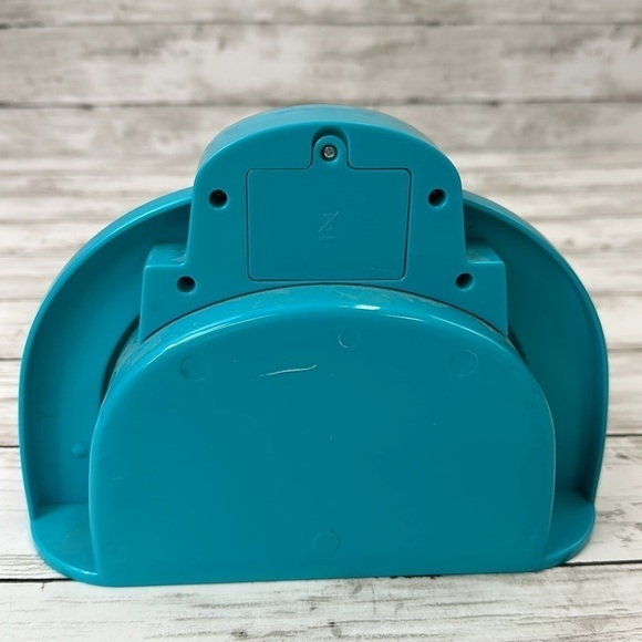 LITTLEST PET SHOP LIGHT UP STAGE - Picture 3 of 3